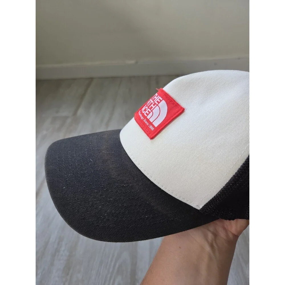 The North Face Trucker Hat FlexFit 110 Snapback Black White Red Logo Cap OS